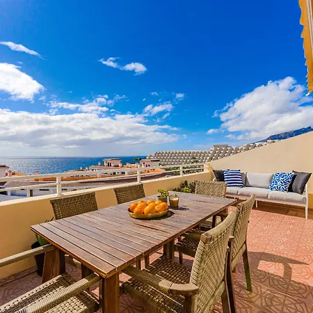 Ocean Front Spacious Family Puerto de Santiago (Tenerife)