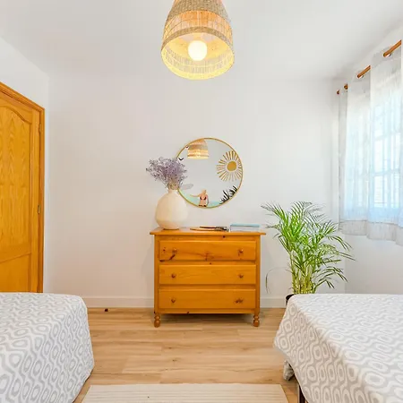Ocean Front Spacious Family * Puerto de Santiago (Tenerife)