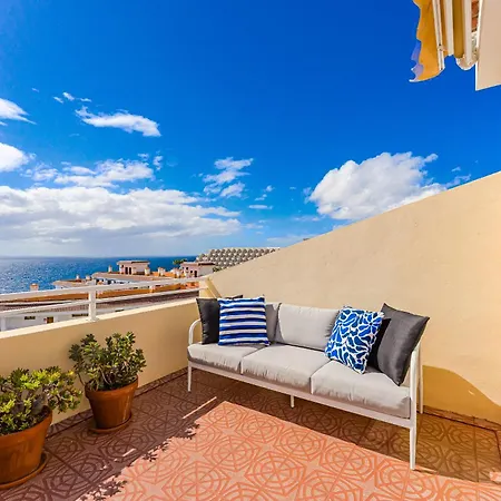 Ocean Front Spacious Family Apartment