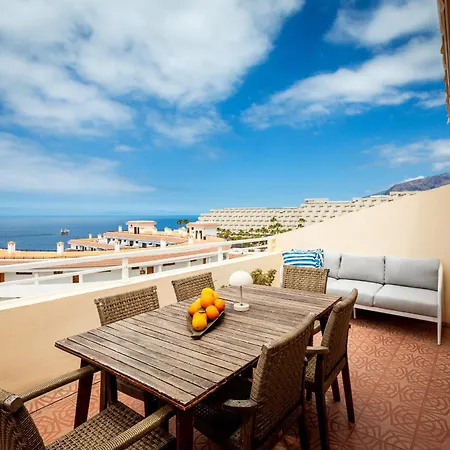 Ocean Front Spacious Family *